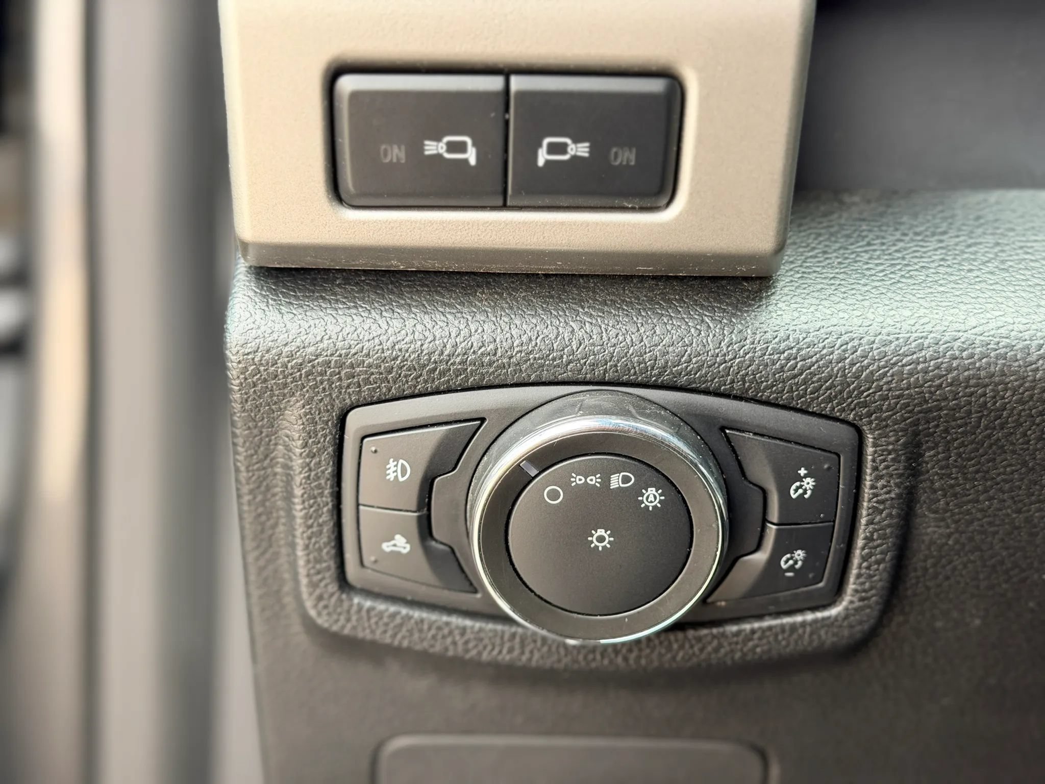 Used 2017 Ford F150 Lariat AWD/4WD image 30