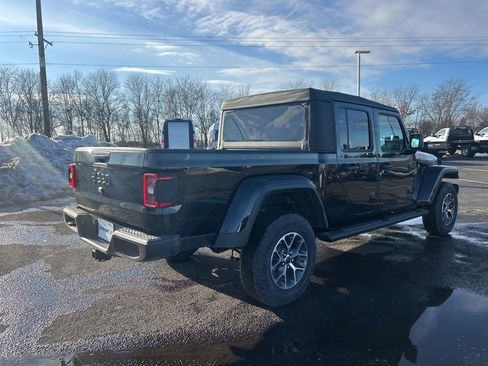 New 2026 Jeep Gladiator Sport image 7