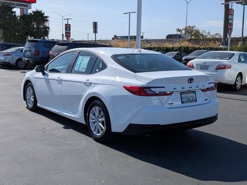 Used 2026 Toyota Camry LE FWD image 11
