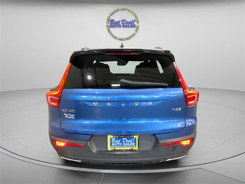 Used 2019 Volvo XC40 T5 R-Design image 5