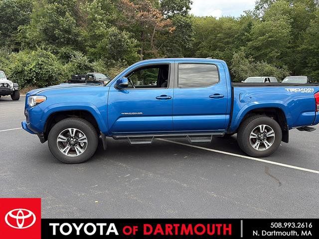Used 2016 Toyota Tacoma TRD Sport w/ Towing Package AWD/4WD image 1