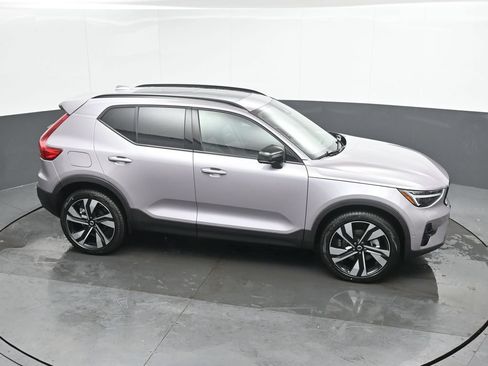 New 2026 Volvo XC40 B5 Ultra w/ Protection Package Premier AWD/4WD image 32