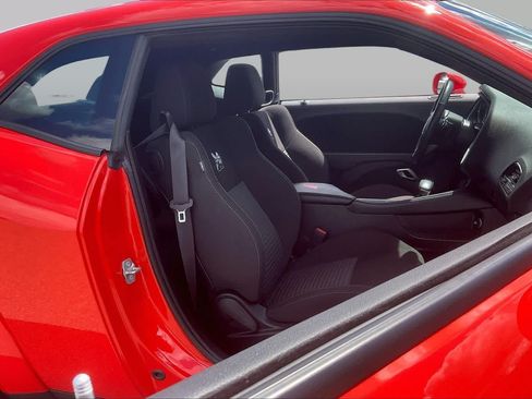 Used 2022 Dodge Challenger R/T Scat Pack RWD image 8