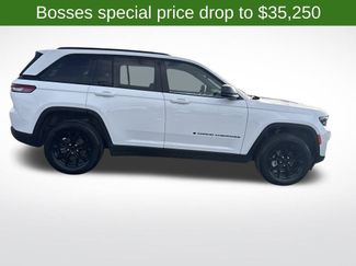 Certified 2025 Jeep Grand Cherokee Altitude video 2