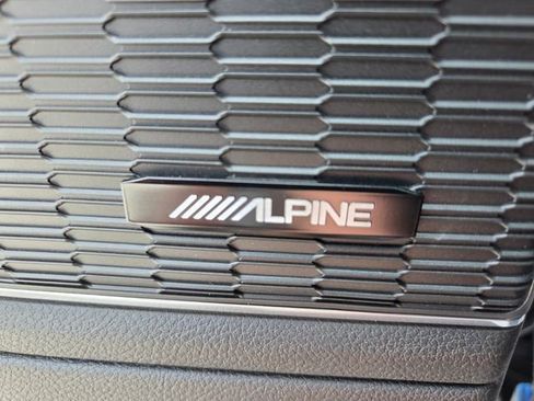 Certified 2023 Jeep Grand Cherokee Overland image 23