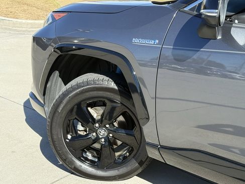 Used 2020 Toyota RAV4 XSE w/ XSE Grade Weather Package image 8