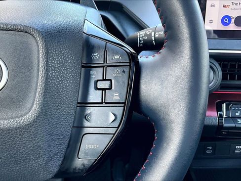 Used 2023 Toyota Prius Prime Premium FWD image 25