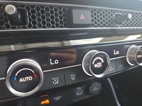 Used 2023 Honda Civic EX image 16