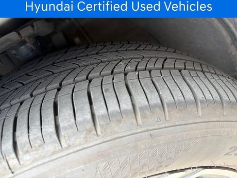 Certified 2025 Hyundai Tucson Limited FWD image 31