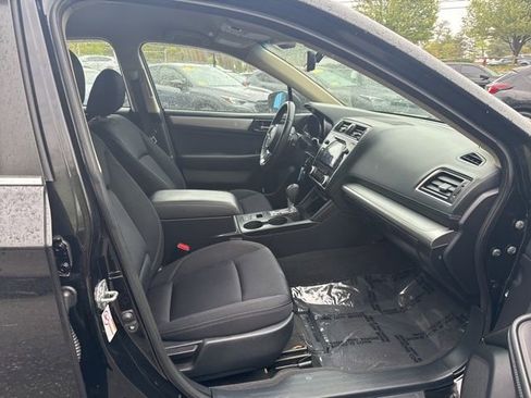 Used 2019 Subaru Legacy 2.5i Premium AWD/4WD image 5