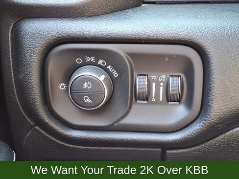 Used 2020 RAM 1500 Laramie AWD/4WD image 27