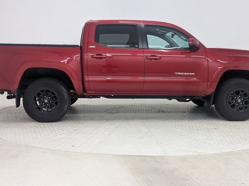 Used 2021 Toyota Tacoma SR5 image 7