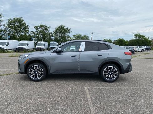New 2026 BMW X2 xDrive28i w/ Convenience Package AWD/4WD image 4