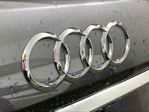 Used 2022 Audi Q7 3.0T Premium image 9