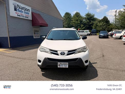Used 2015 Toyota RAV4 LE AWD/4WD image 2
