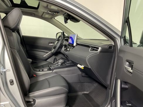 New 2026 Toyota Corolla Cross XLE image 21