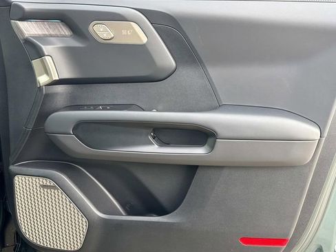 New 2027 Kia Telluride SX Prestige AWD/4WD image 16