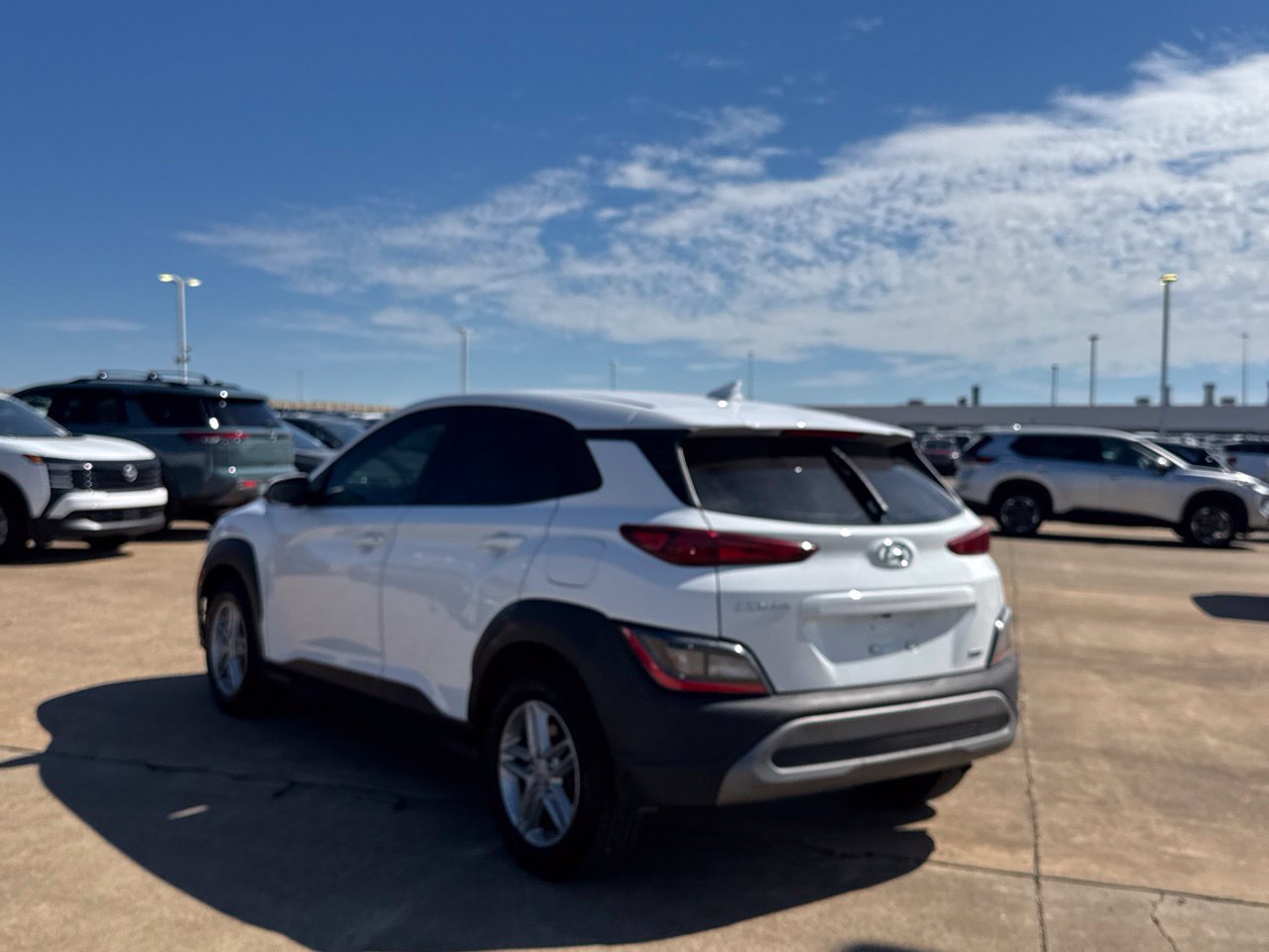 Used 2023 Hyundai Kona SE AWD/4WD image 18