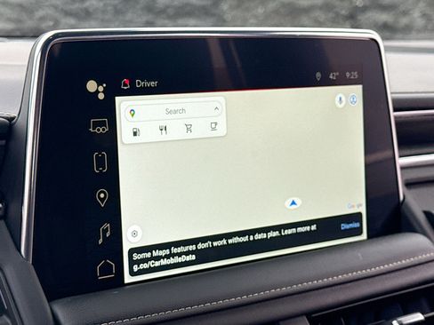 Used 2024 GMC Yukon XL SLT w/ SLT Luxury Package image 10