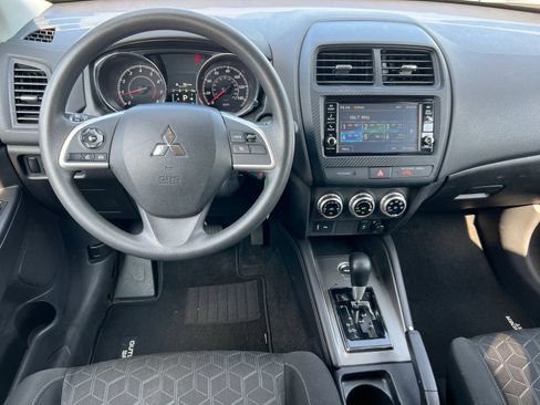 Used 2024 Mitsubishi Outlander Sport ES AWD/4WD image 3
