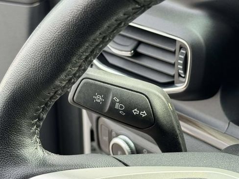 Certified 2023 Ford Explorer Limited w/ Limited Technology Package AWD/4WD image 28