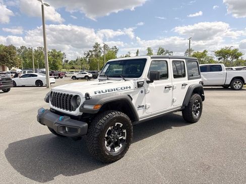 Used 2025 Jeep Wrangler Unlimited Rubicon 4xe w/ Safety Group image 7