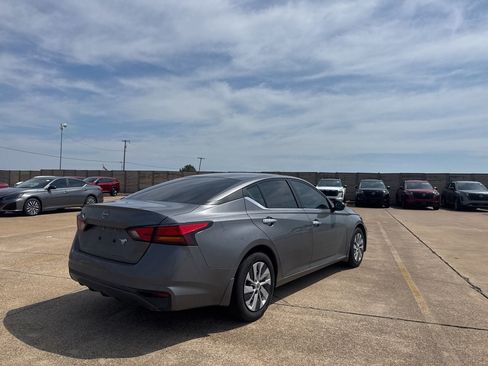 Certified 2024 Nissan Altima 2.5 S FWD image 21