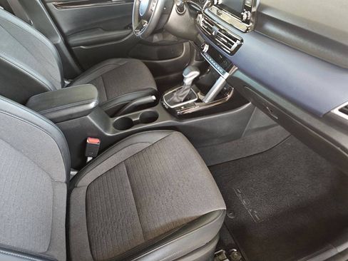 Used 2023 Kia Seltos S FWD image 11