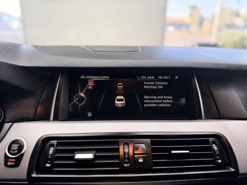 Used 2015 BMW 550i Sedan RWD image 11