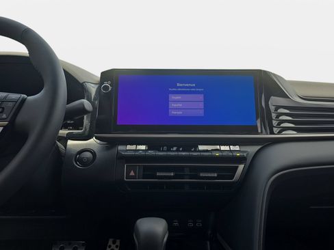 Used 2025 Toyota Camry XSE FWD image 19