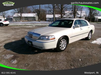 Used 2007 Lincoln Town Car Signature Limited
