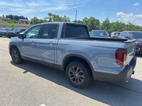 Used 2023 Honda Ridgeline Sport image 4