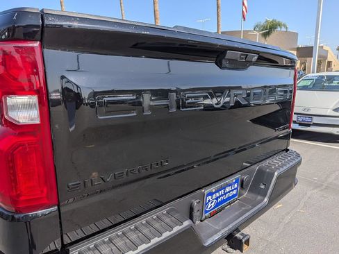 Used 2021 Chevrolet Silverado 1500 Custom w/ LPO, Dark Essentials Package AWD/4WD image 10