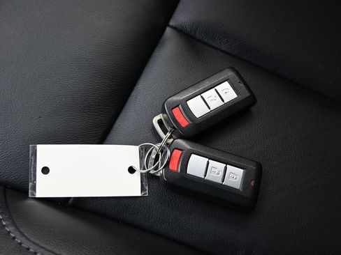 Used 2023 Mitsubishi Eclipse Cross SEL image 30