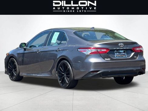 Used 2019 Toyota Camry LE FWD image 6