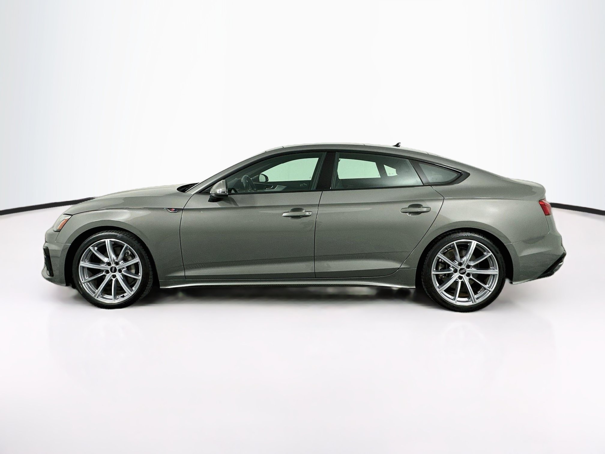 Used 2025 Audi A5 2.0T Premium AWD/4WD image 4