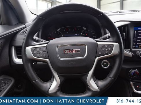 Used 2023 GMC Terrain SLT FWD image 5