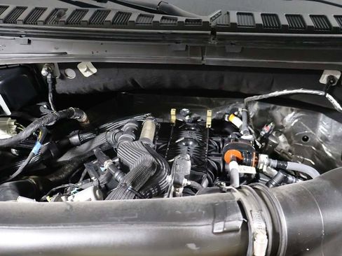 Used 2024 Ford Expedition XLT image 19