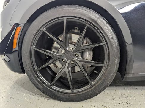 Used 2020 Chevrolet Camaro LT RWD image 11