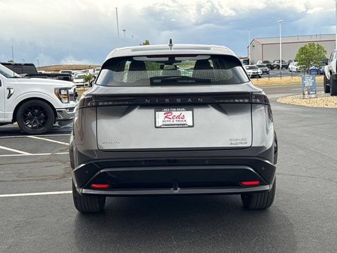 Used 2024 Nissan Ariya AWD image 12