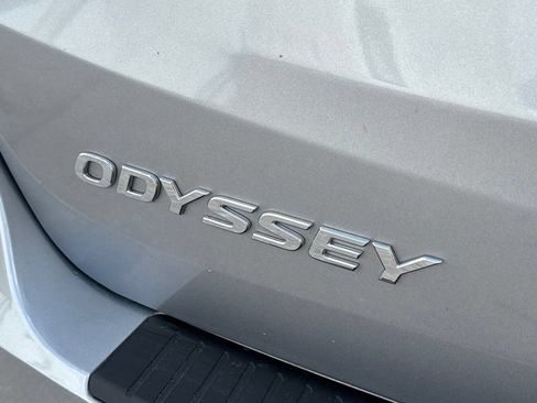 Used 2023 Honda Odyssey Touring image 11