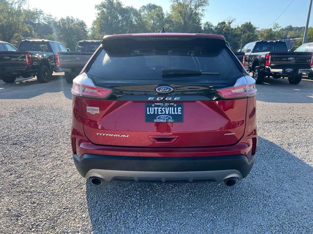 Used 2023 Ford Edge Titanium AWD/4WD image 7