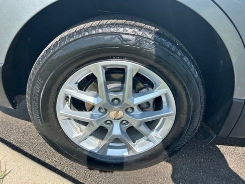 Used 2024 Chevrolet Equinox LT AWD/4WD image 46