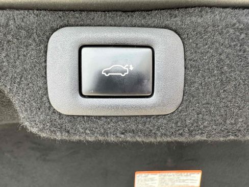 Used 2018 Lexus LS 500 Luxury w/ Luxury Package image 50