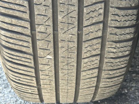Certified 2025 Land Rover Discovery Sport S AWD/4WD image 43