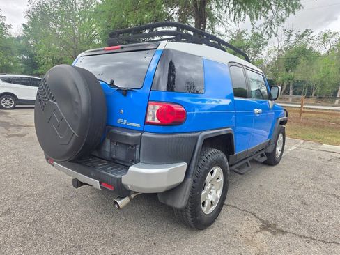 Used 2007 Toyota FJ Cruiser 4WD image 4