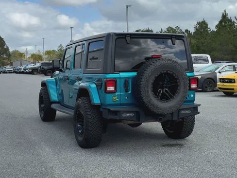Used 2020 Jeep Wrangler Unlimited Sahara image 7