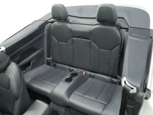 Used 2025 BMW 430i Convertible RWD image 38