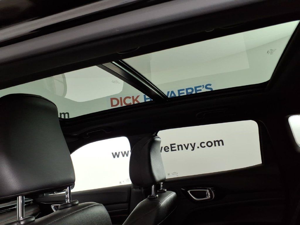 Used 2025 Jeep Compass Trailhawk w/ Sun & Sound Group AWD/4WD image 10