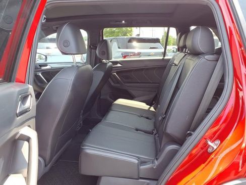 Used 2024 Volkswagen Tiguan SE R-Line FWD image 17